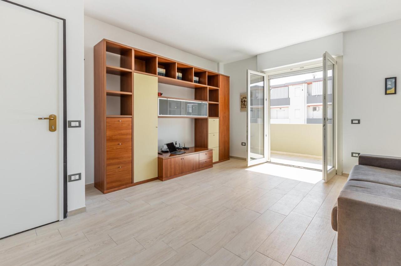 Quartu Sant'Elena Roomy Flat With Private Parking! Exterior photo